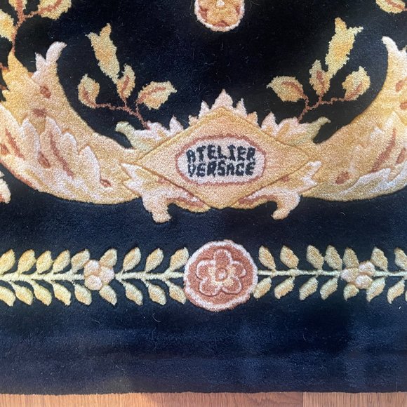 Gianni Versace Collection Black and Gold Designer Carpet - Picture 2 of 6